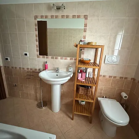 公寓 Casa Montessori 阿韦扎诺